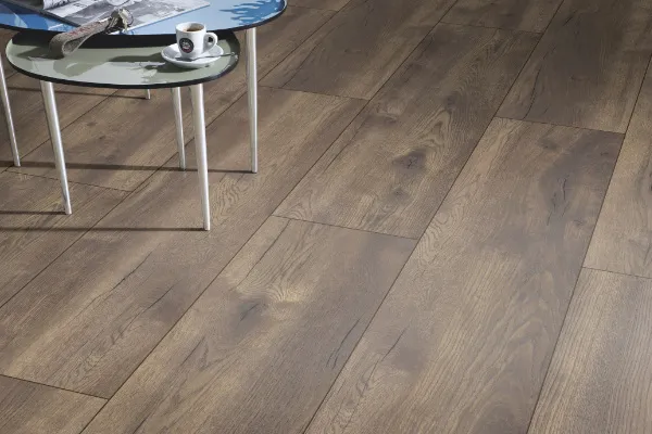 Pavimento-laminato-europavimenti-Romano-Magnante-Roma